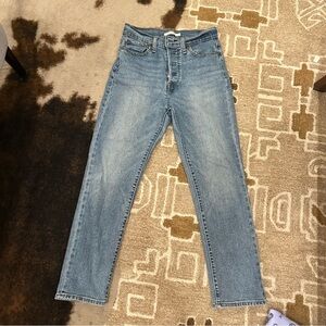 Levi’s Wedgie Straight Jeans